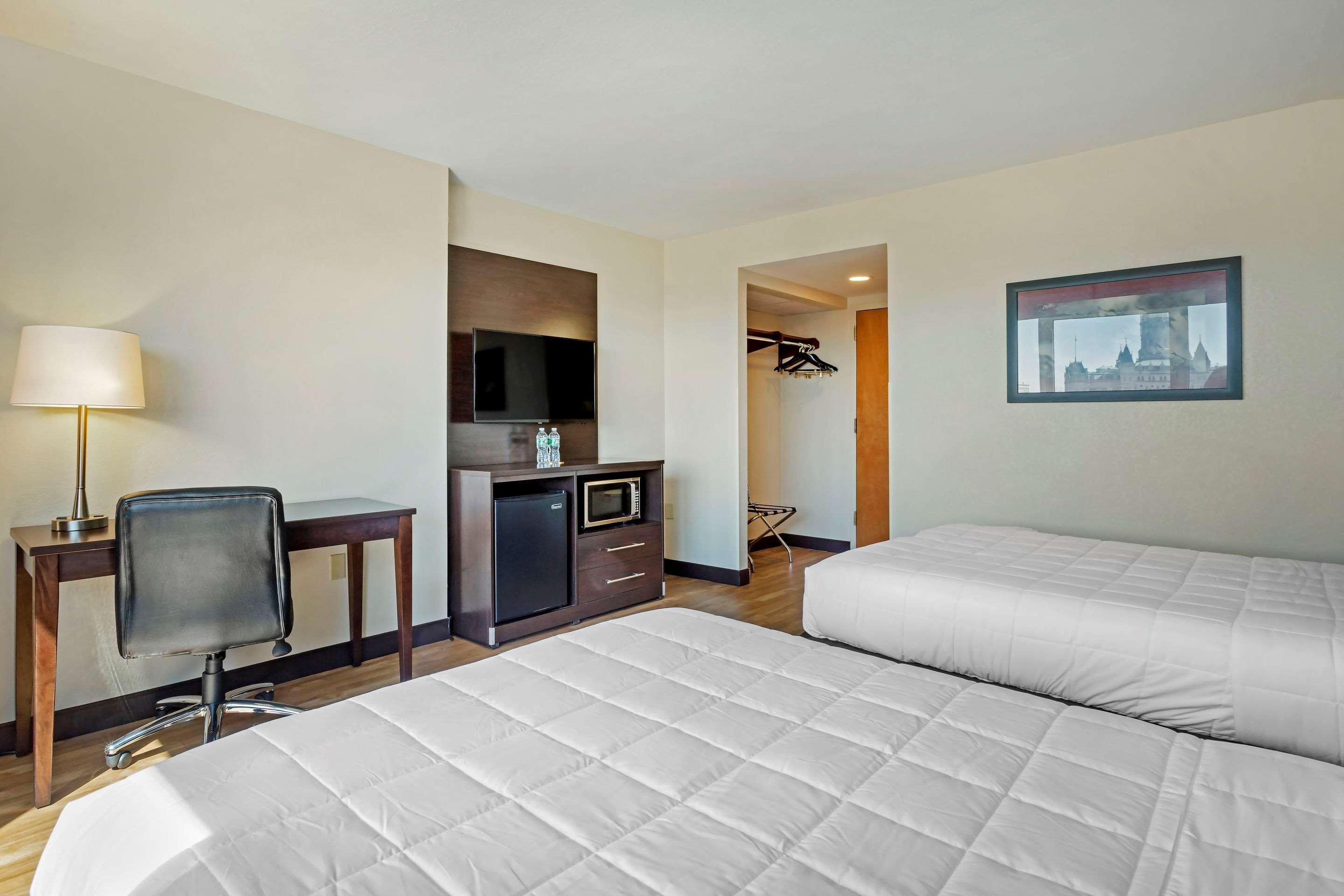 The Capitol Hotel Хартфорд Экстерьер фото