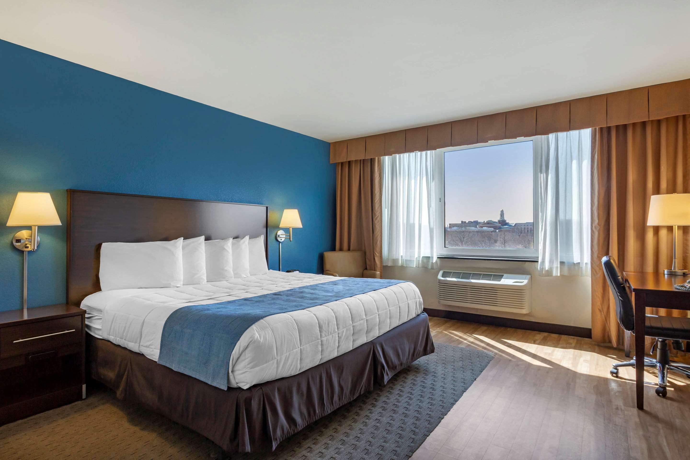 The Capitol Hotel Хартфорд Экстерьер фото