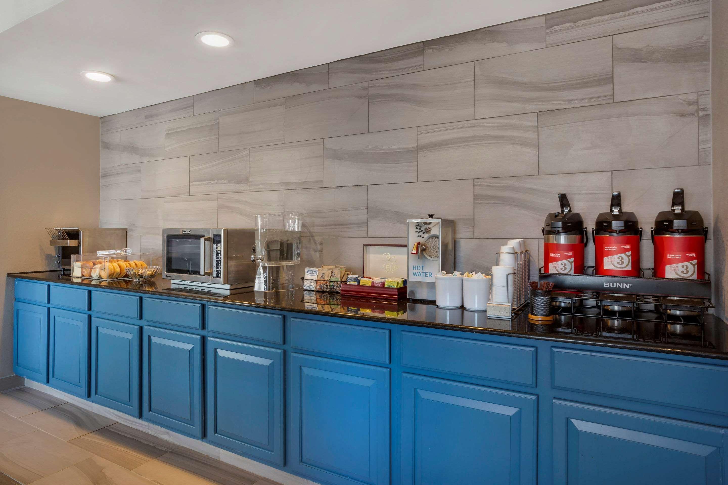 The Capitol Hotel Хартфорд Экстерьер фото